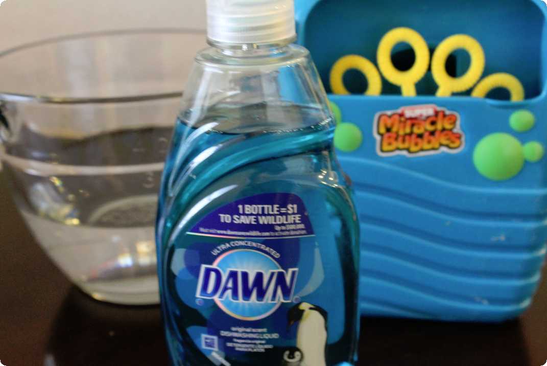 323
