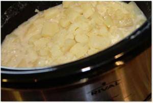 Cheesy Crock pot mashed potato recipe so easy