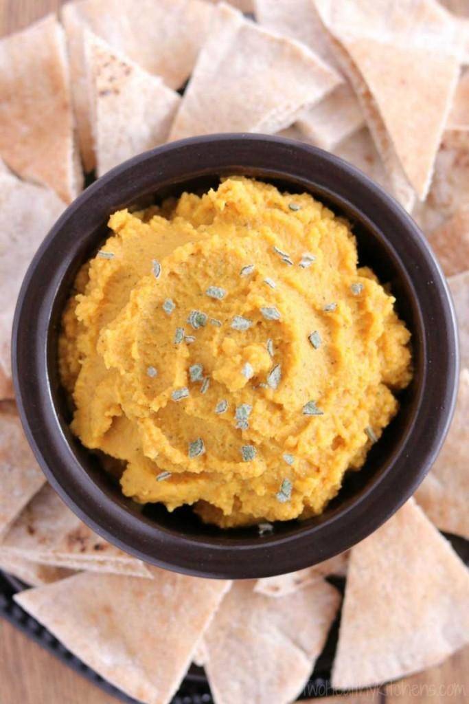 Pumpkin Hummus Easy Thanksgiving Appetizer