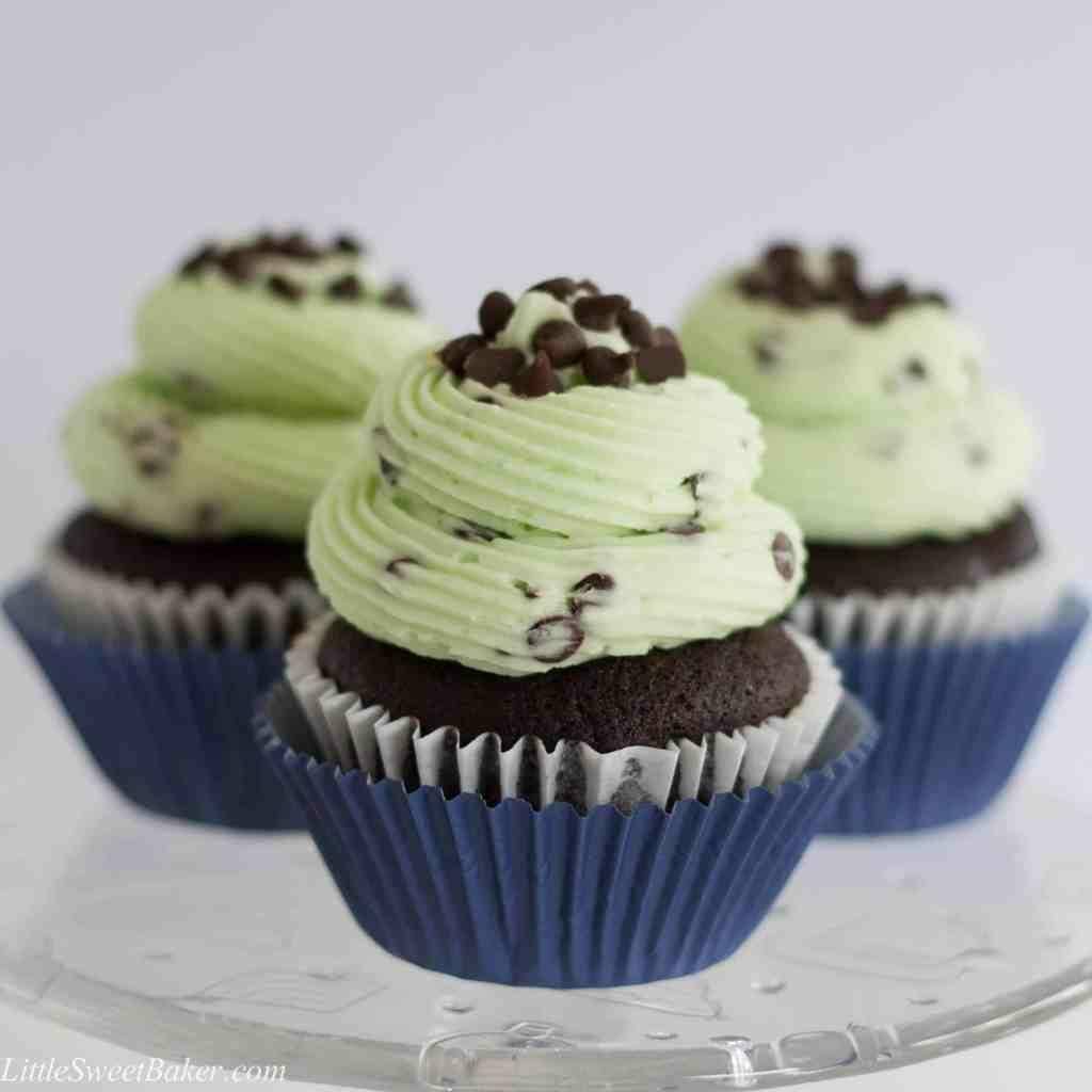 St. Patrick's Day Treat Mint Chocolate Chip Cupcakes