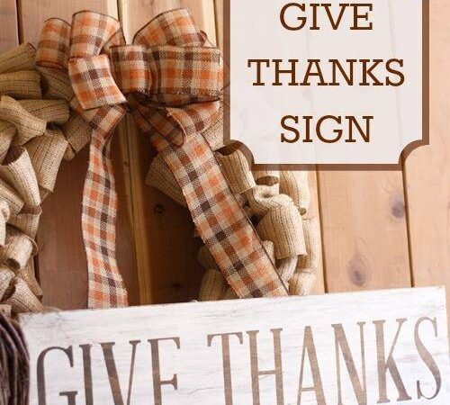 Fall Decorations - Easy Give Thanks Sign idea - DIY