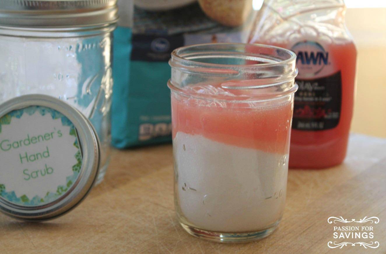 DIY Gardeners Hand Scrub