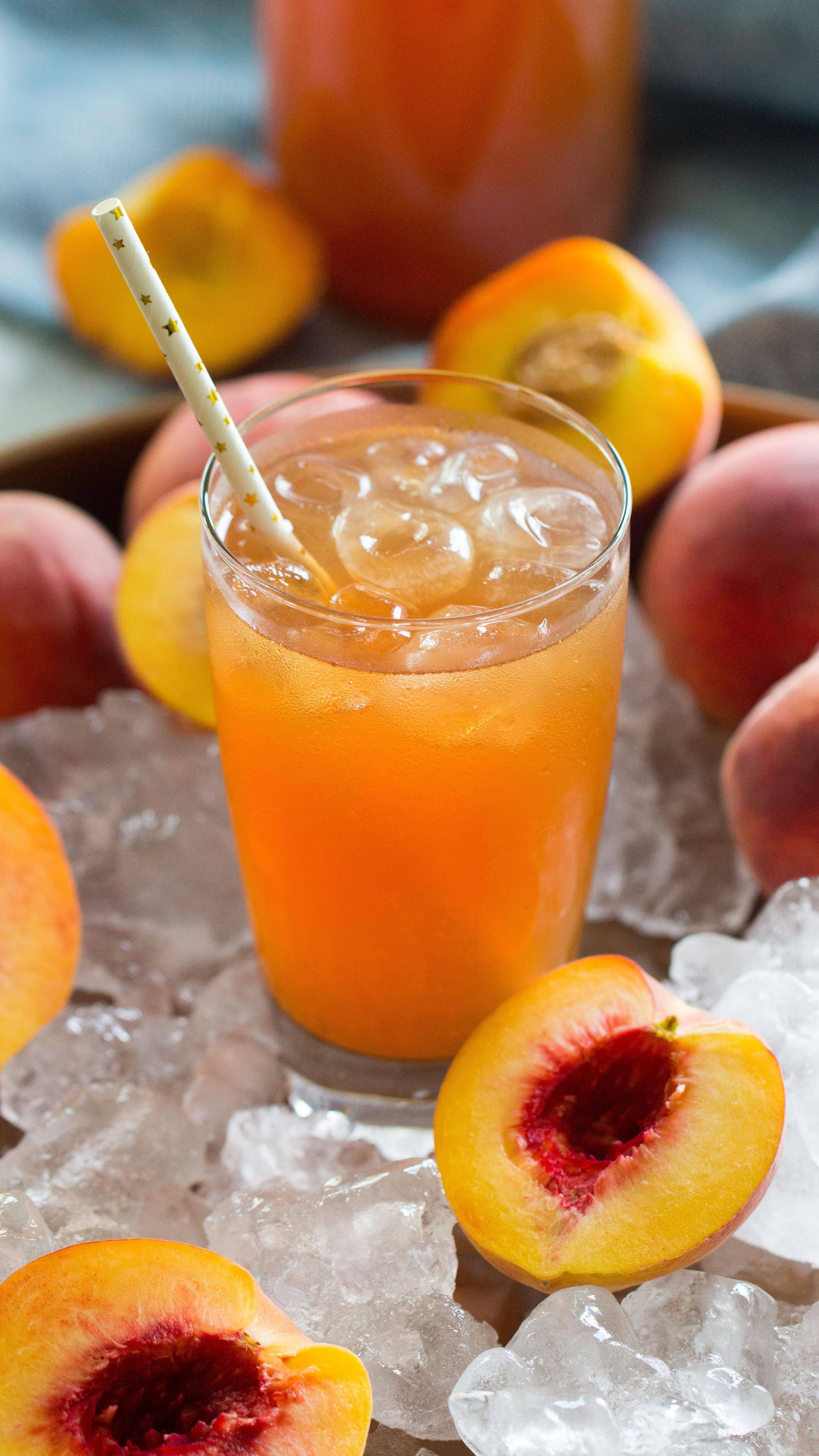 https://www.passionforsavings.com/content/uploads/2015/04/Iced-Peach-Tea-2.jpg