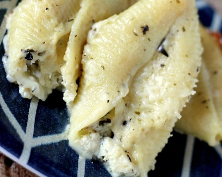 Pesto Chicken Stuffed Shells Recipe