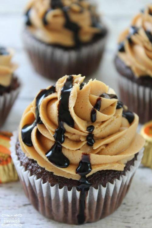 Reese's Peanut Butter Cupcakes Easy Recipe
