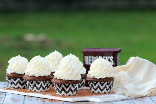 White Chocolate Cupcakes