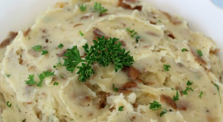 Crockpot Garlic Mashed Potatoes Recipe