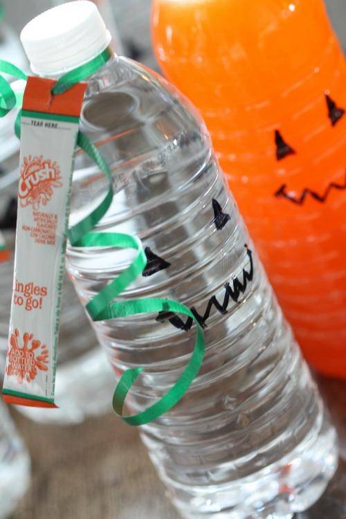 Orange Crush Pumpkins Craft for Halloween and Thanksgiving! Pumpkin Gifts for Kids for Fall and Class Parties!