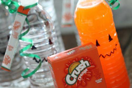 Orange Crush Pumpkins Craft for Halloween and Thanksgiving! Pumpkin Gifts for Kids for Fall and Class Parties!