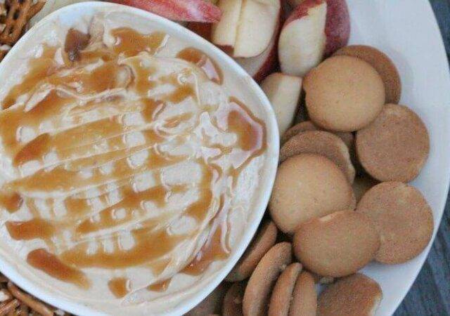 Salted Caramel Fruit Dip Recipe