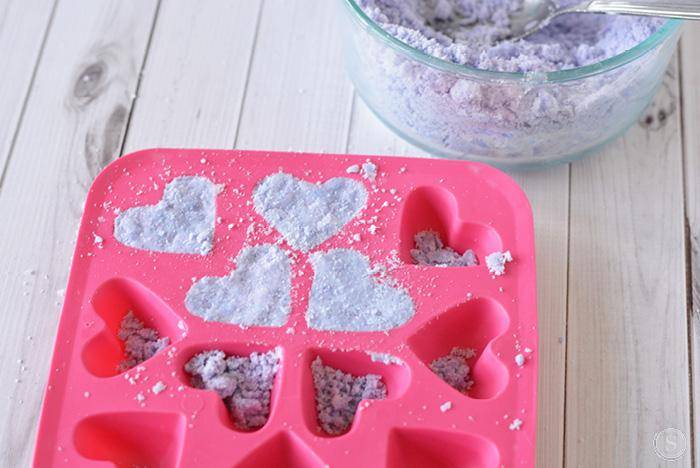 DIY Bath Bomb Recipe for Gifts