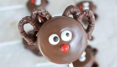 rudolph-oreo-pops-featured