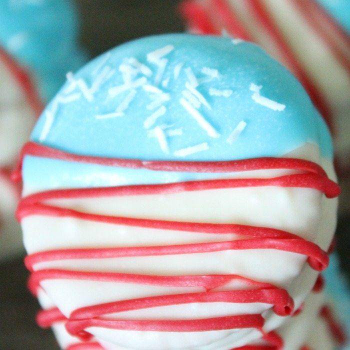 I am LOVING this delicious White Chocolate No Bake Peanut Butter Cookies Recipe, it's perfect for 4th of July and other patriotic holidays!