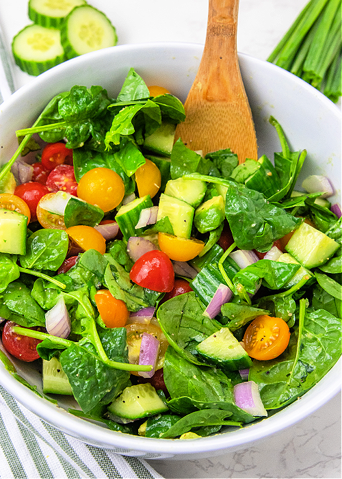cucumber tomato salad with onions and tomatoes