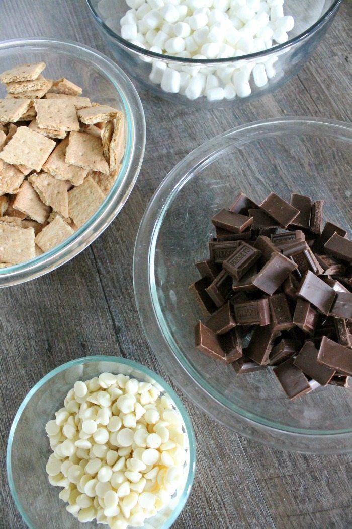 I love this Hershey's S'Mores Trail Mix Recipe, it's super tasty!