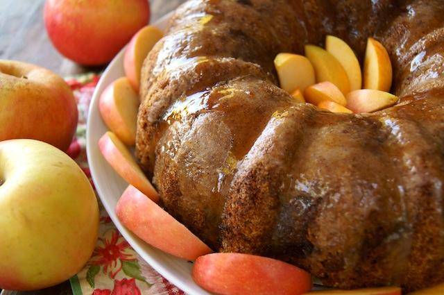 Chai Spiced Apple Cake No Pumpkin Fall Dessert