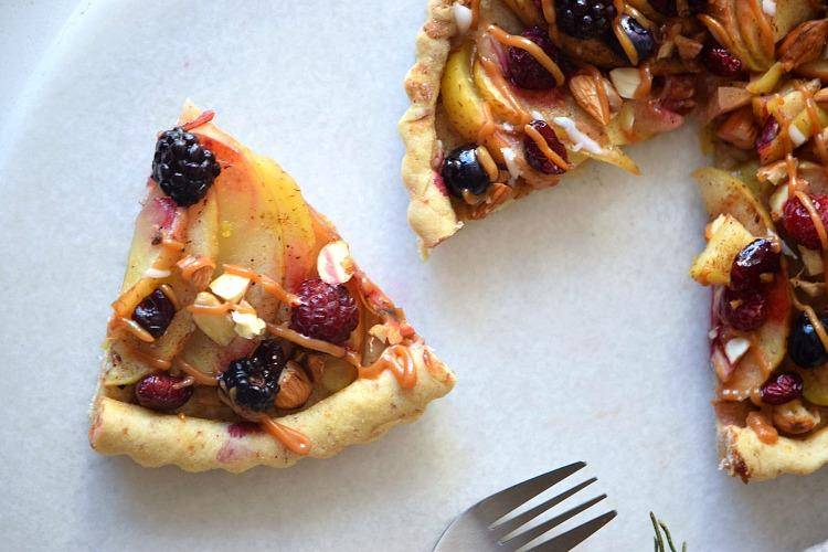 Gluten Free Berry Apple Pie Recipe