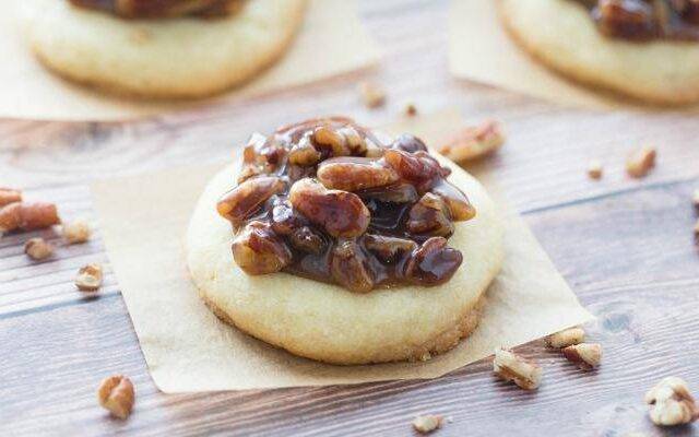 Pecan Pie Sugar Cookies Featured
