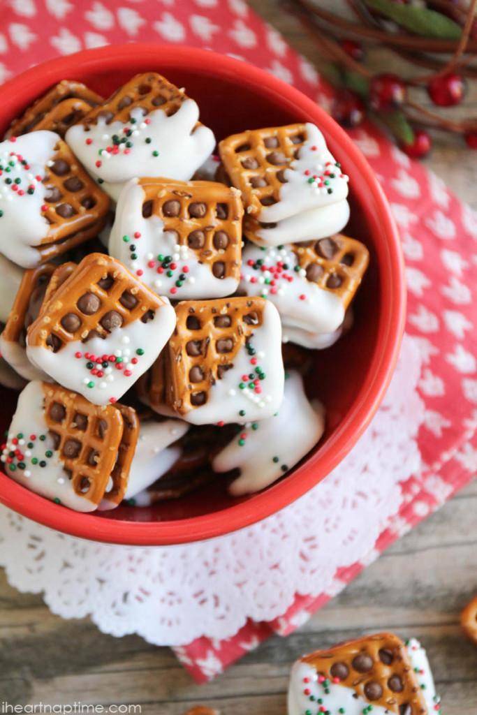 12 Easy Christmas Dessert Recipes - Passion For Savings