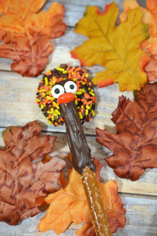 Turkey Pretzel Stick Cookies