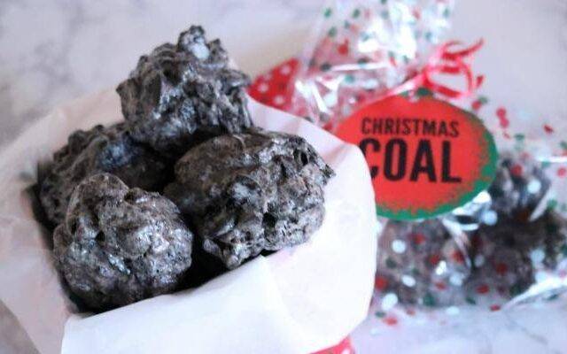 Oreo Christmas Coal Recipe Featured