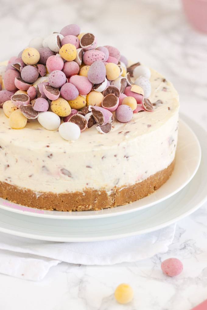 Easy No Bake Mini Egg Cheesecake