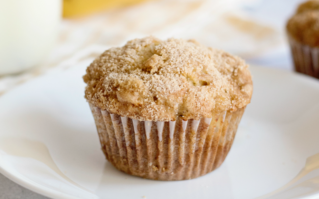 Banana Crumb Muffins Featured