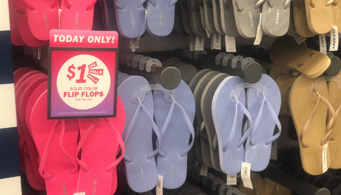 flip flop day 2019 old navy