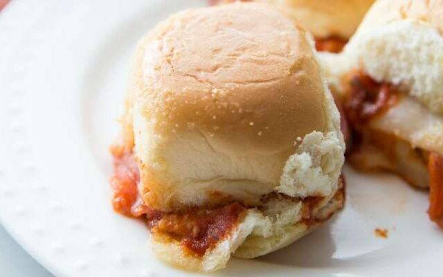 Pepperoni Pizza Sliders Recipe Featured