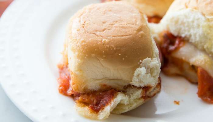 Pepperoni Pizza Sliders Recipe Featured