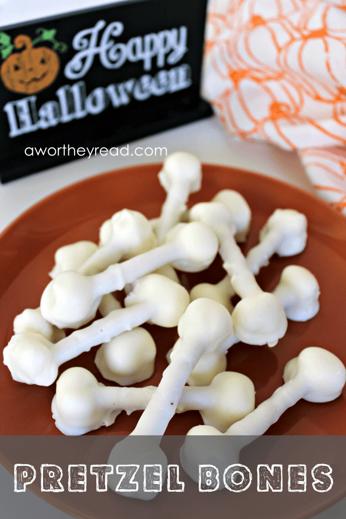 Pretzel Bones Halloween Snacks