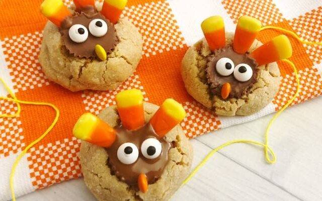 easy peanut butter cup cookie recipe