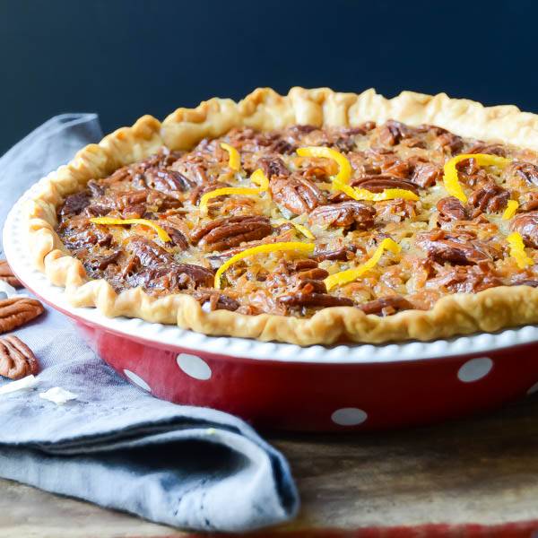 Pecan Pie with Coconut and Orange 