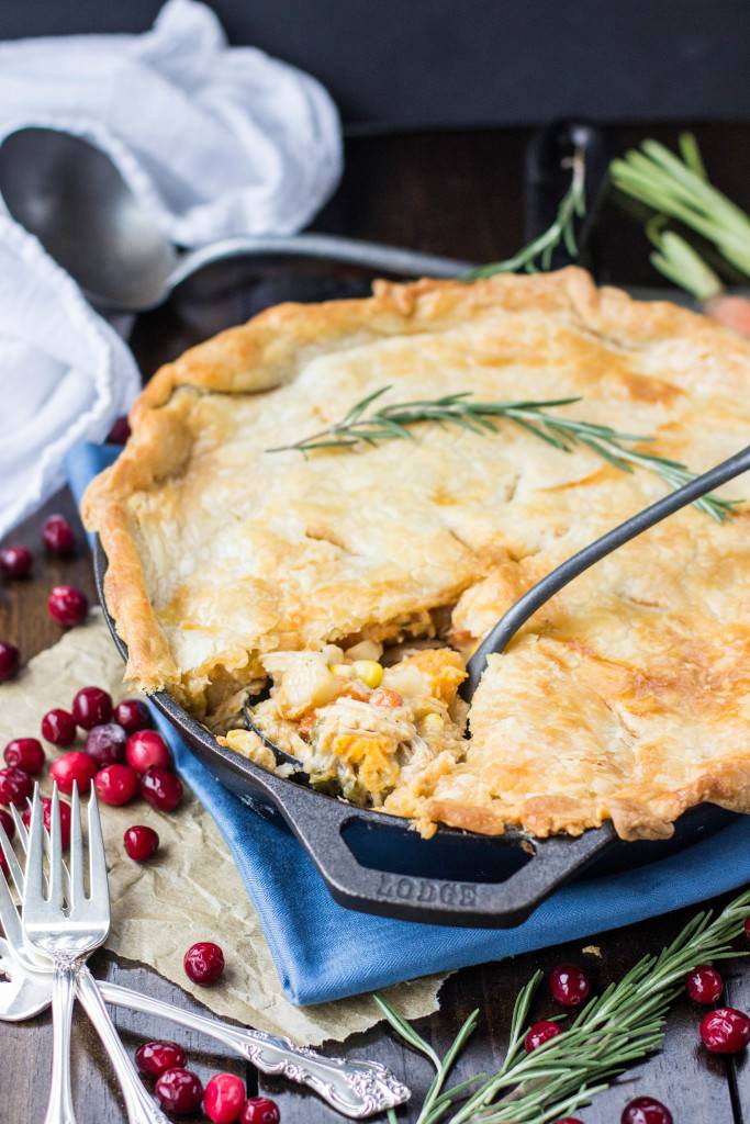 Thanksgiving Leftover Recipes- Turkey Pot Pie - Sugar Spun Run