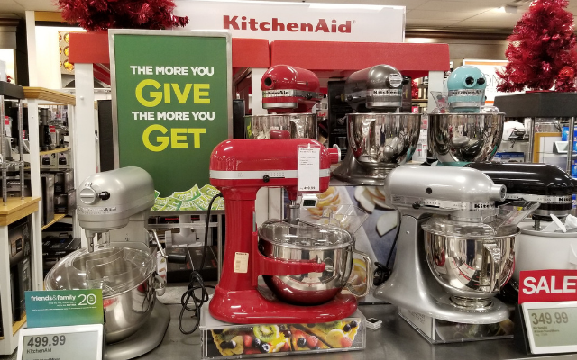 Kitchenaid Machine Ribbon How to Put Ribbon on a Christmas Tree - I Share 3 Different Methods ...