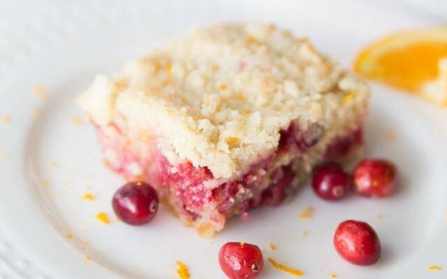 easy orange cranberry buckle cake