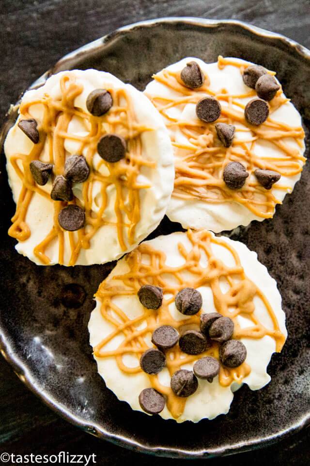 easy keto peanut butter fat bombs 