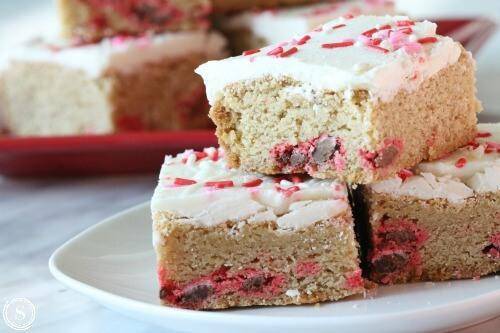valentine cookie bars 