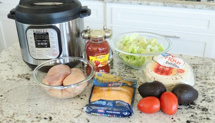 ingredients to make chicken tacos 