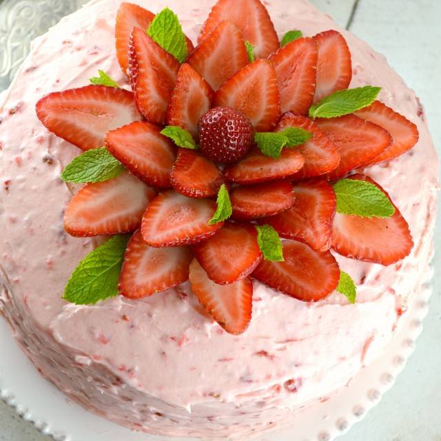 strawberry cake recipe 