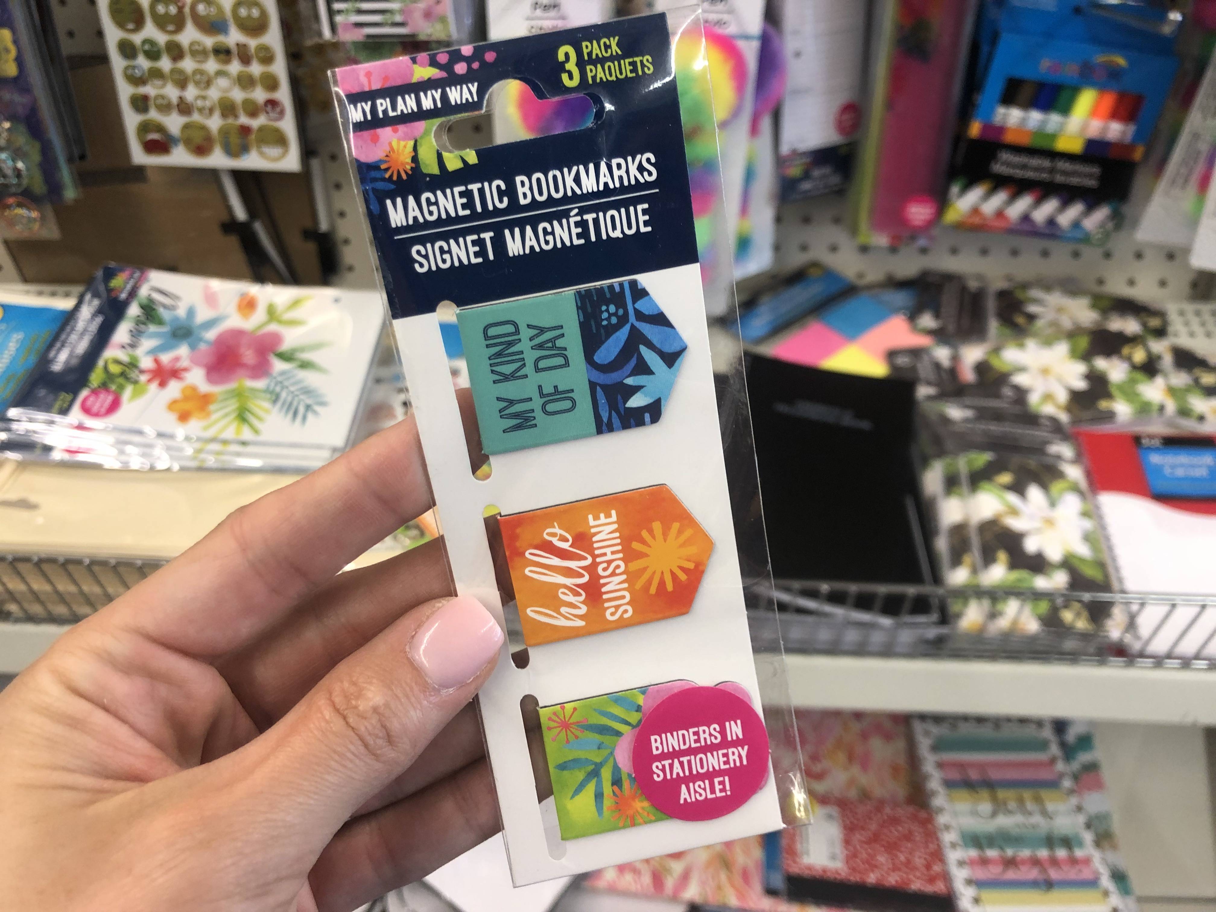 Check out these Dollar Tree School Supply Finds! Looking for affordable school supplies? Here is a list of must buy items at Dollar Tree. #DollarTree #BackToSchool #Supplies #deals #savemoney #whattobuy #B2S dollar tree finds