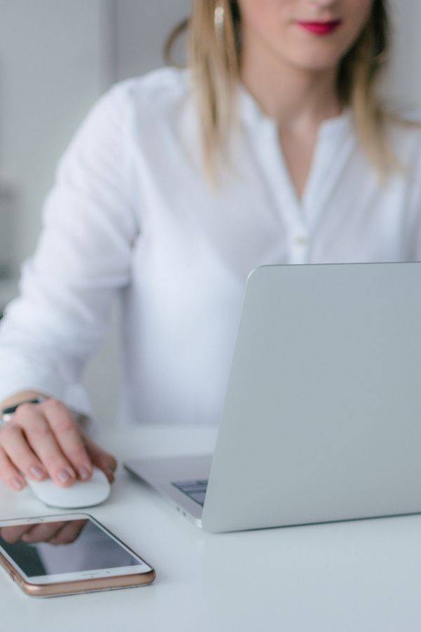 woman working on computer 