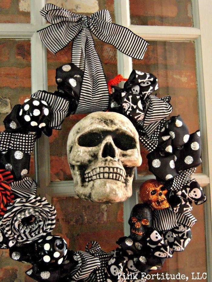 halloween skull wreath
