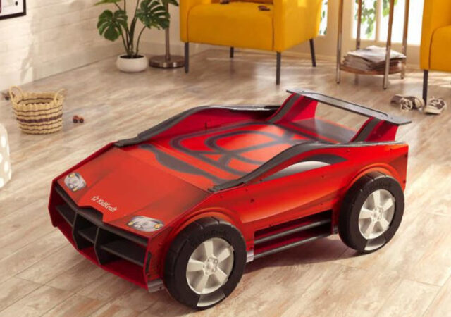 Kid Kraft Activity Table