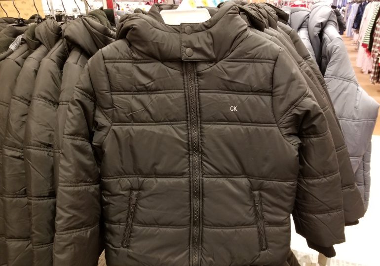 Don&#39;t miss out on Macy&#39;s Men&#39;s Puffer Jackets on Sale!