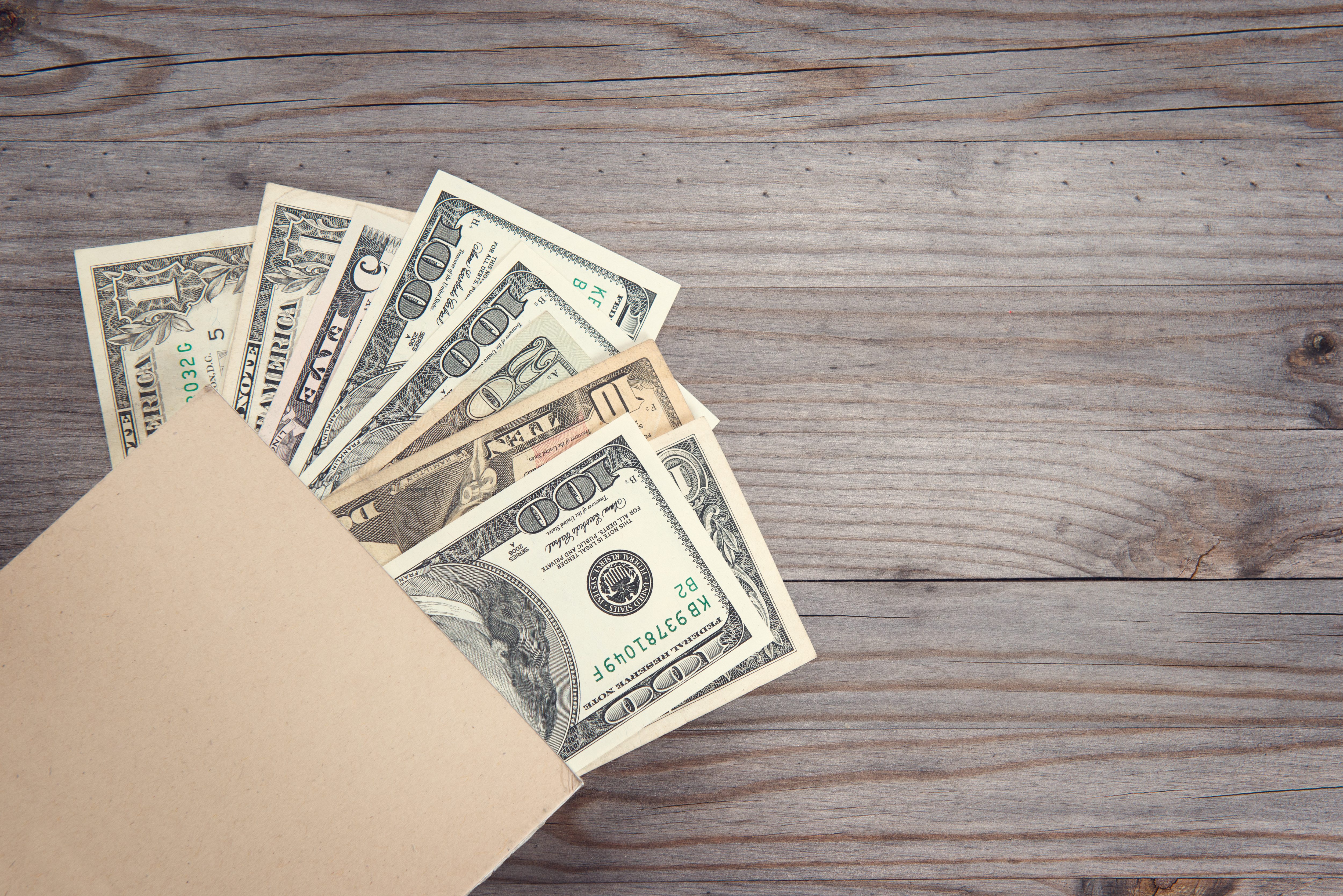 envelope system save extra money for christmas shopping