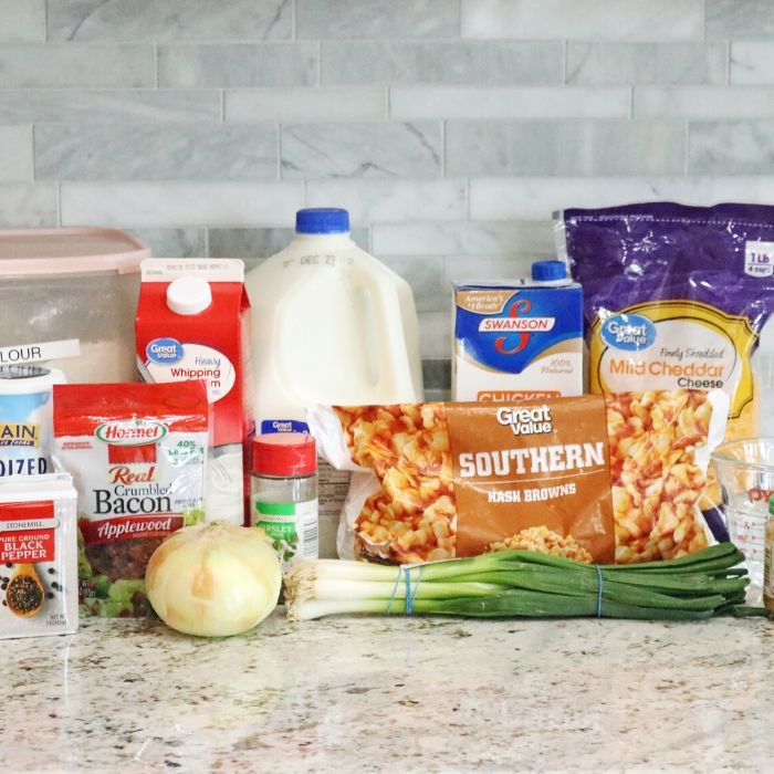 Instant Pot Cheesy Potato Soup is a quick and easy way to get dinner on the table in a hurry. Tender potatoes, cheesy base and loads of flavor. #potato #soup #instantpot #pressurecooker #souprecipe #easy #quick #frozenpotatoes #dinner #recipe #mealtime potato soup