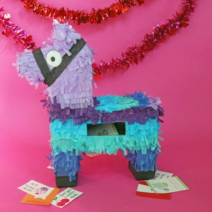 pinata box