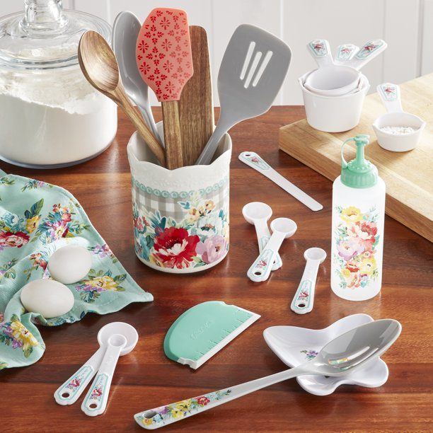 The&nbsp;Pioneer Woman 20-Piece Gadget Set
