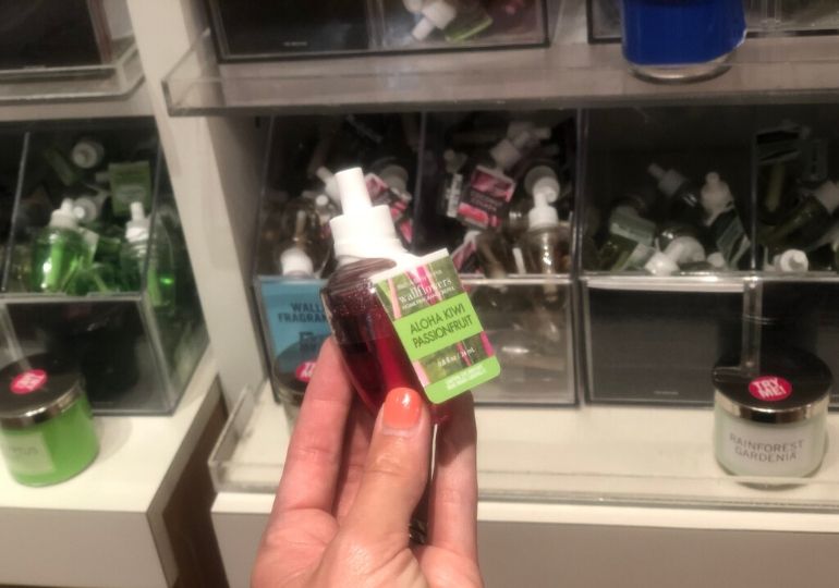 Bath & Body Works Wallflowers on Sale! As low as $2.74!!